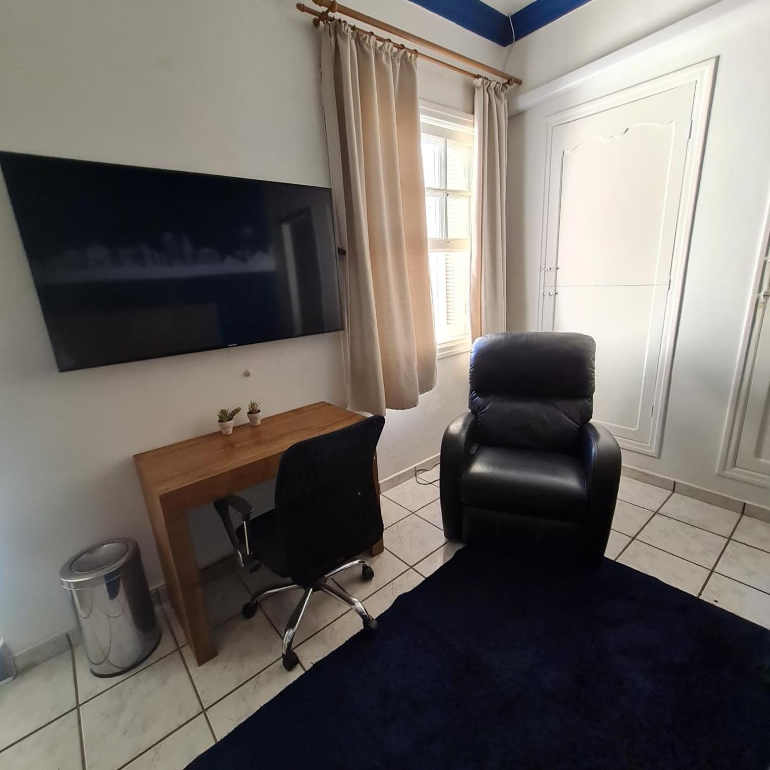 Pousada - Aqui Hostel Braganca Paulista Luaran gambar